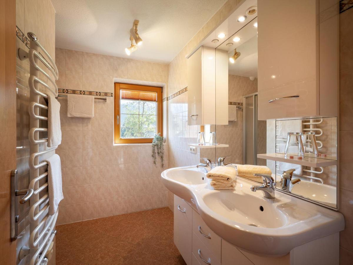 Apartment-Pension Schmiedererhof Sankt Johann in Tirol Eksteriør bilde
