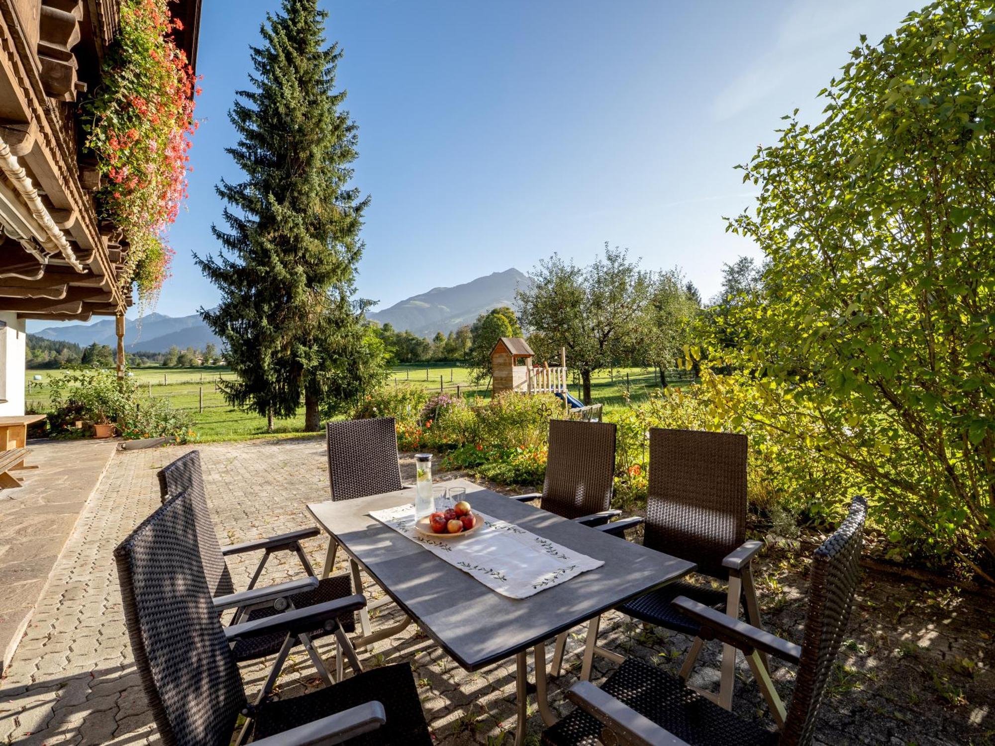 Apartment-Pension Schmiedererhof Sankt Johann in Tirol Eksteriør bilde
